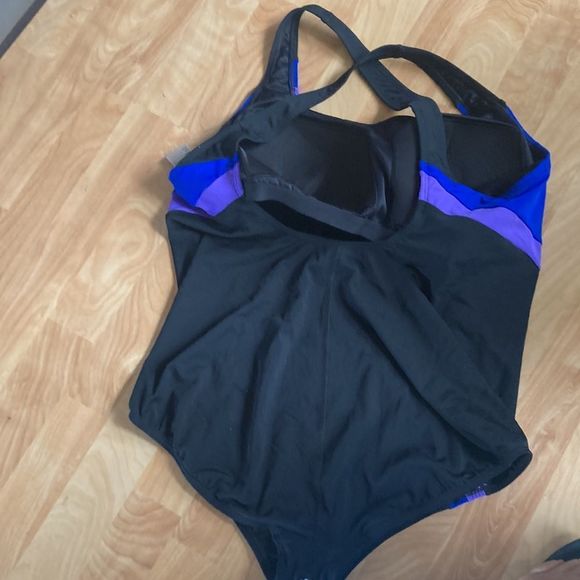 New Land’s End Plus size one piece swimsuit 18 long - Picture 4 of 4